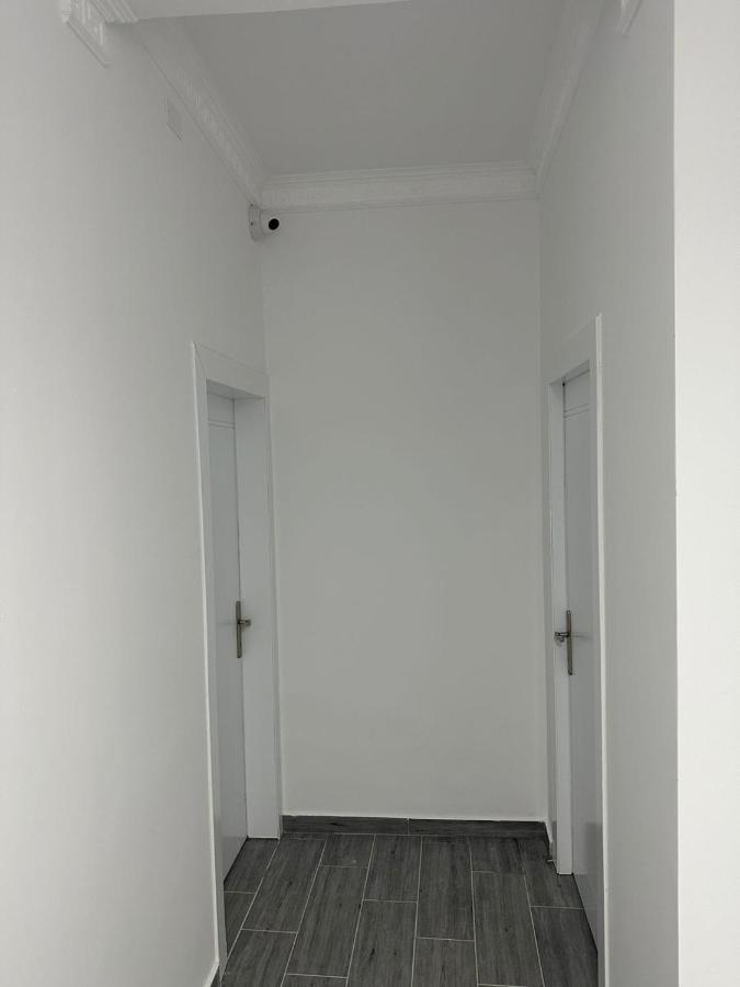 Rus Villa Berat Luaran gambar